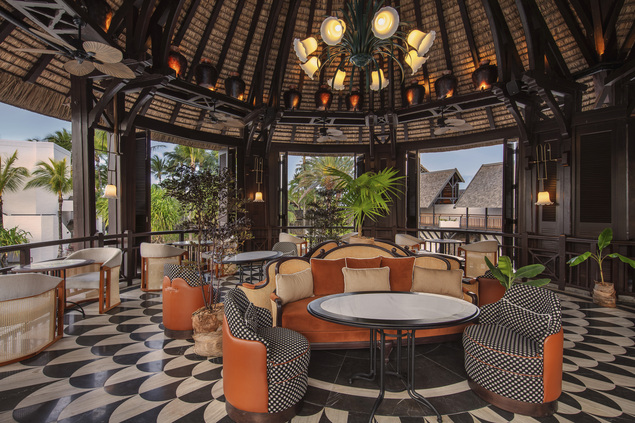 Restaurant & Bar